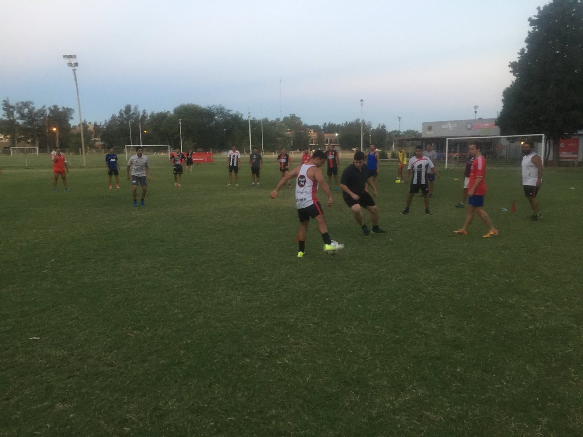 TrainingCode's tweet photo. #COPA CONFEDERACIÓN NORTE @afa ⚽️😊

#FLECHAAZUL con su representativo @TrainingCode de @MunicipioPilar 
Juega el Viernes 21.00hs horas en cancha de Monterrey vs social obrero. 
LOS ESPERAMOS https://t.co/Mx51N2JojP