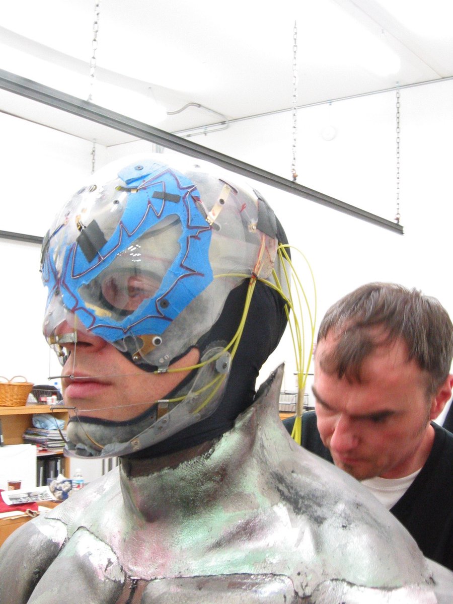 Back to Venom, here's a look at the complex technical work for the mechanical mask understructure for the Venom suit, worn here by Topher Grace.