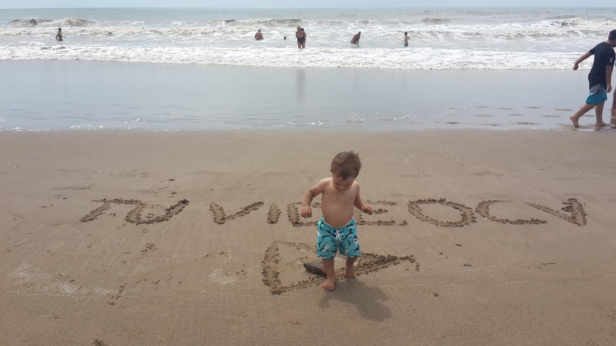 tvcvonline's tweet photo. #Camo nuestro pequeño #CEO dejó una huella emprendedora en la costa Argentina.
#Emprendedores
#TuVideoCV
#WeXchange https://t.co/MQEvSeIlWQ