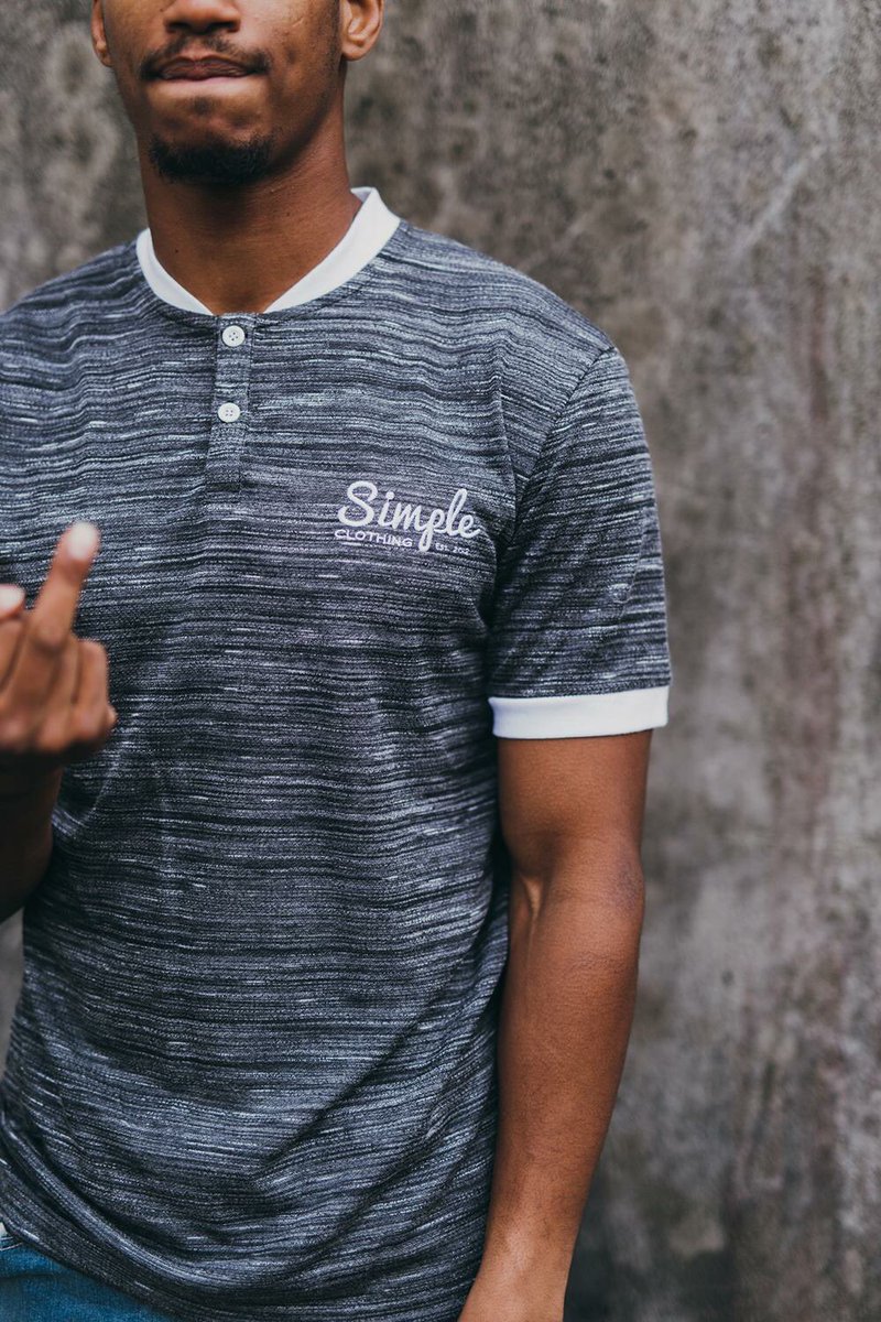 simpleclothing's tweet photo. 🖕🏻
•
•
•
Buy online now at https://t.co/RNBuI26UJA
#streetwear #fashionblogger #ukfashion #simpleclothinguk https://t.co/PKVbWvg7mJ