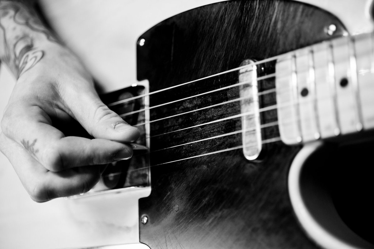 Darco Strings. Play More / Pay Less. 

darcostrings.com