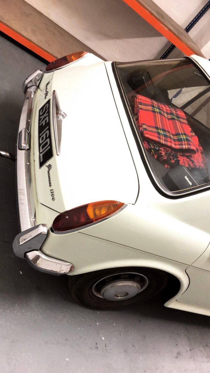 BiddleandWebb_'s tweet photo. In love with classic cars? 💕Check out The Princess 1300 Vanden Plas (1973) 1275cc petrol engine for auction at the February 10th Interiors Sale, 10am! https://t.co/YI47OzGvqs #ClassicCars #Princess1300 #VadenPlas https://t.co/GIt5URz0XQ