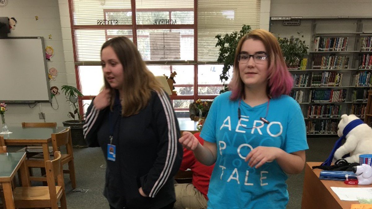 AnneBDLibrarian's tweet photo. Students at Garrett attend and have fun at monthly Read-in!
@VOCALCCSD https://t.co/ppcKgAexzh