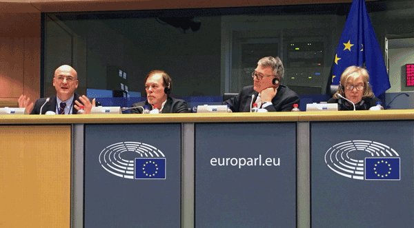 🆕"Donner du sens à l'heure de l'économie numérique", résumé de l'intervention du Président de CECOP <a href="/GiuseppeGuerin1/">Giuseppe Guerini</a> au <a href="/Europarl_FR/">Parlement européen en France</a> #futureofwork ➡️cecop.coop/Donner-du-sens…