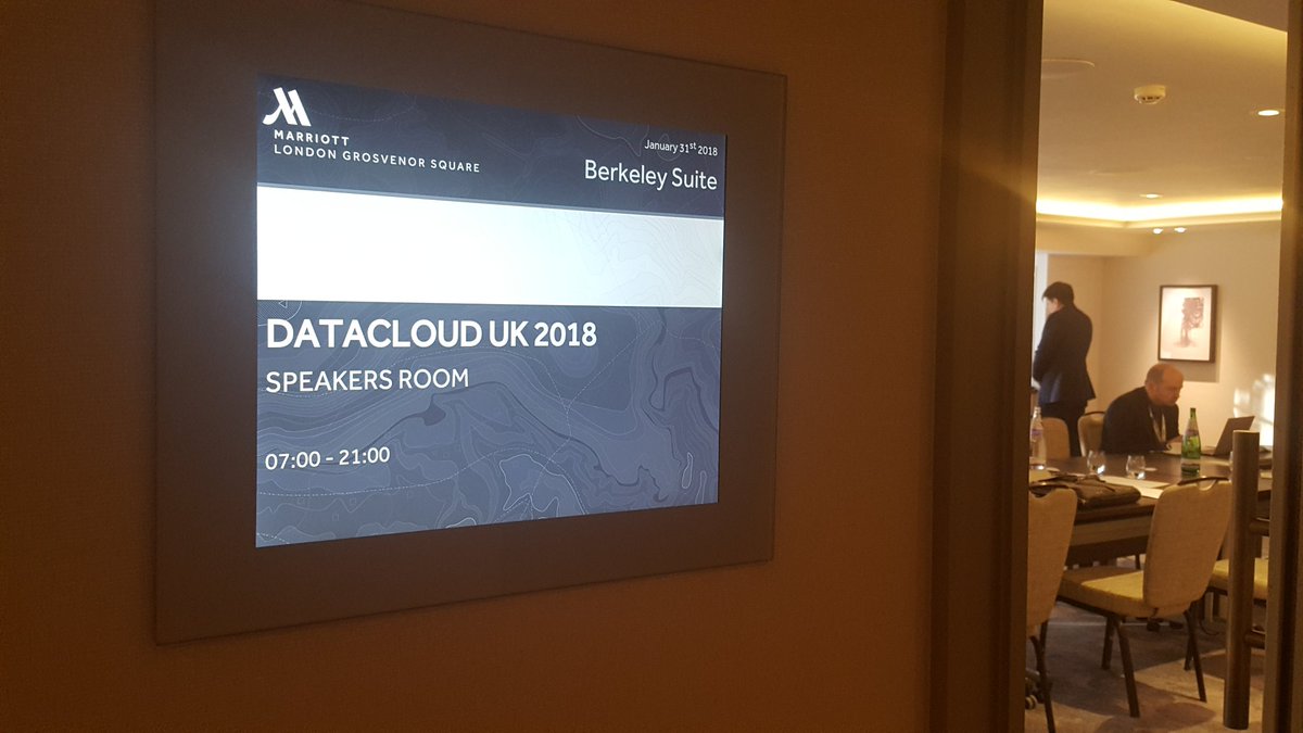 Arubait's tweet photo. Now at @DCUKandFIF: #GDPR and #dataprotection #freeDataFlow and #energyFlow in #datacentres
#DCUK18 @dataeconomy https://t.co/BwEmLfpgg1