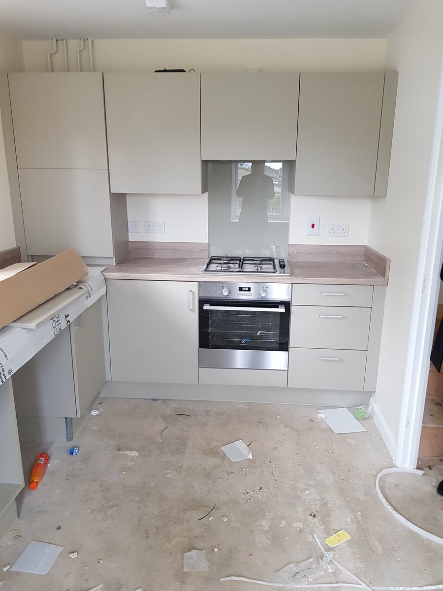 JwpCassell's tweet photo. Thank you @Oli_Aster.. we absolutley love our house and cant wait to see it when finished and we move in! (Although you do make our kitchen look tiny! 😂) https://t.co/A4RbwsvXNB