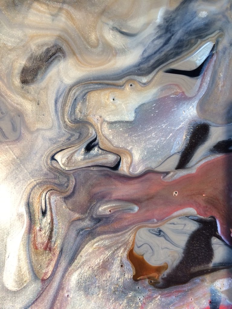 robertescalar's tweet image. Robert Escalar Immagine astratta