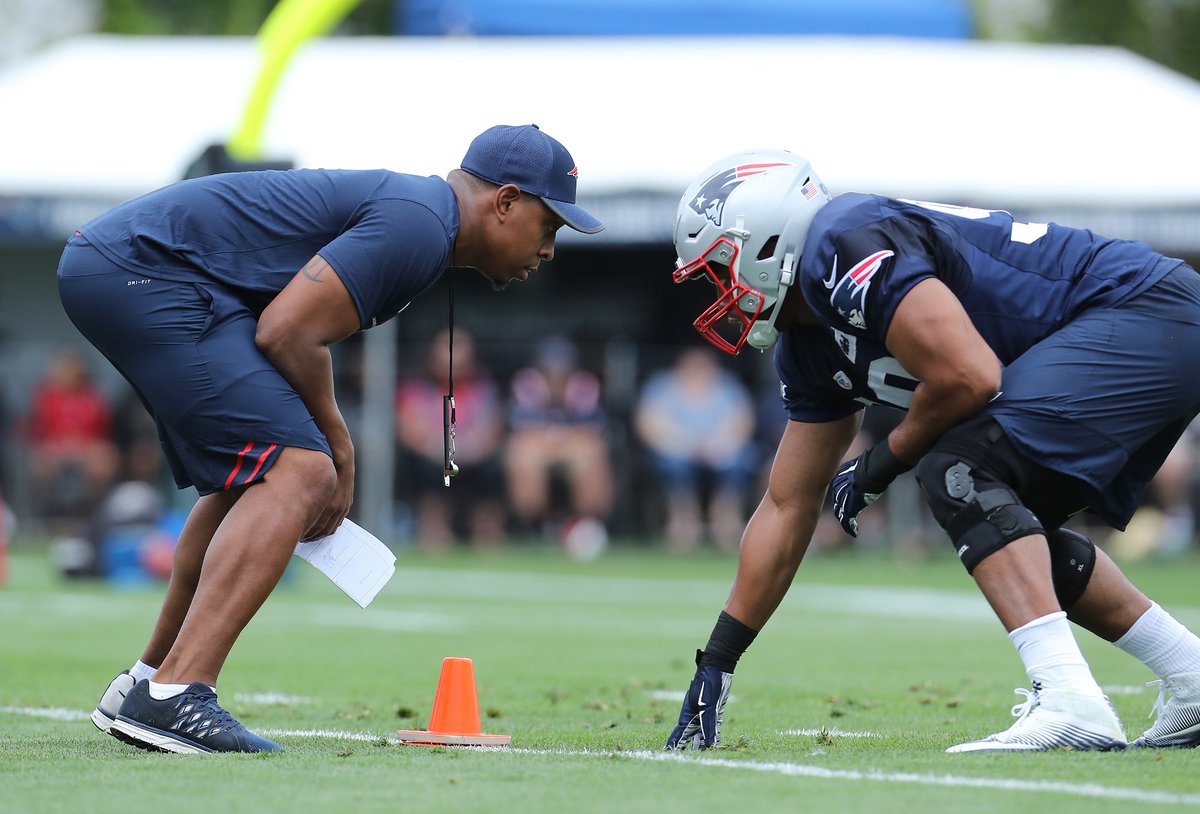 SamfordFootball's tweet photo. Check out this feature on former @SamfordFootball WR DeMarcus Covington who will be coaching in Sunday's Super Bowl on the staff of the New England Patriots (Photos Courtesy: New England Patriots/Eric J. Adler): https://t.co/Cw5TW1c61a https://t.co/1ItelTg5A9