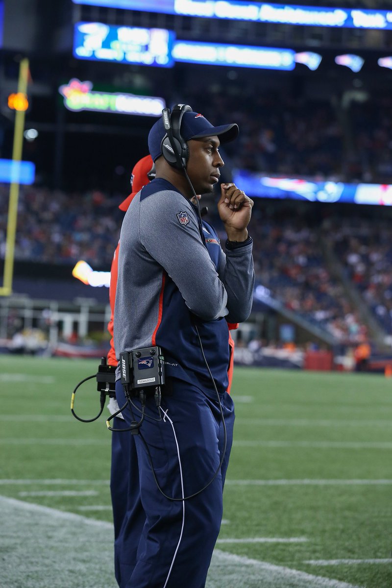 SamfordFootball's tweet photo. Check out this feature on former @SamfordFootball WR DeMarcus Covington who will be coaching in Sunday's Super Bowl on the staff of the New England Patriots (Photos Courtesy: New England Patriots/Eric J. Adler): https://t.co/Cw5TW1c61a https://t.co/1ItelTg5A9