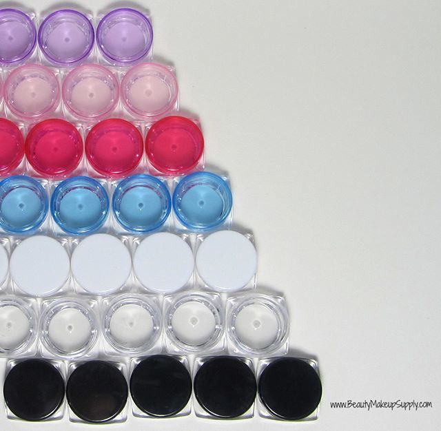 beautymakeup's tweet photo. Mini 3 Ml Square Based Cosmetic Jars with the variety of color caps for your project.
.
.
.
 #cosmeticjars #beautycontainers #3mljars #3mlcontainers #3gramjars #3gramcontainers #cosmeticjarwholesale #wholesalecosmeticjars #minijars #smalljars #samplejars #lipbalmcontainers #… https://t.co/Ml04Cvgpmz