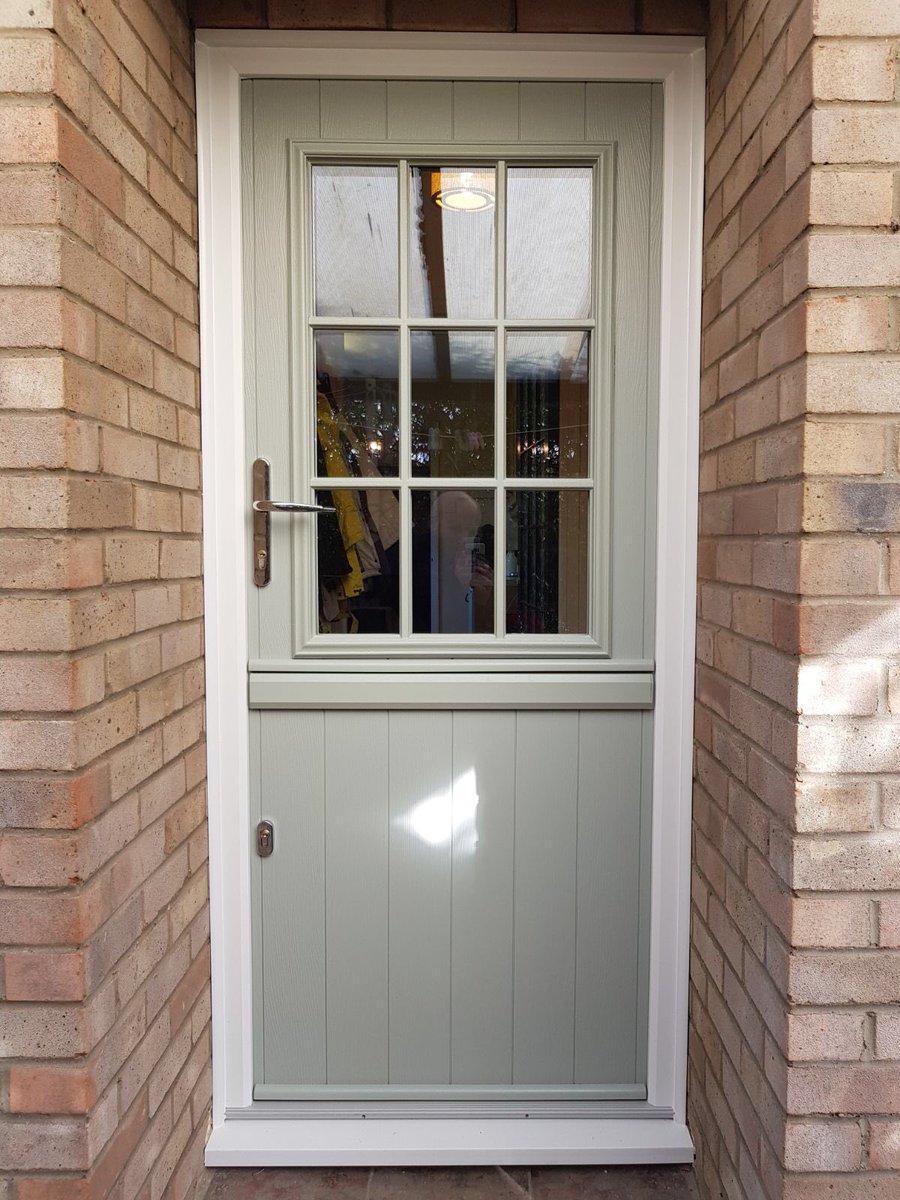 GAPhomeimprove's tweet photo. If you’re thinking of investing in making your home more secure plus some added kerb appeal, look no further than #Solidor #compositedoors by https://t.co/VodNDModsa . We have teams of experts fitting made-to-measure doors in #Hunts #Cambs #Beds & #Herts. #DGCOS insurance backed. https://t.co/LwY6MTXbyW