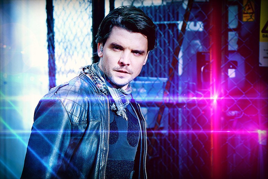 starburstff's tweet photo. We're delighted to announce Andrew Lee Potts will be joining us at the STARBURST Media City Festival at @TheLandingMCUK in March.  https://t.co/2e7up4WHoh @andrewleepotts https://t.co/k44iaarWwk
