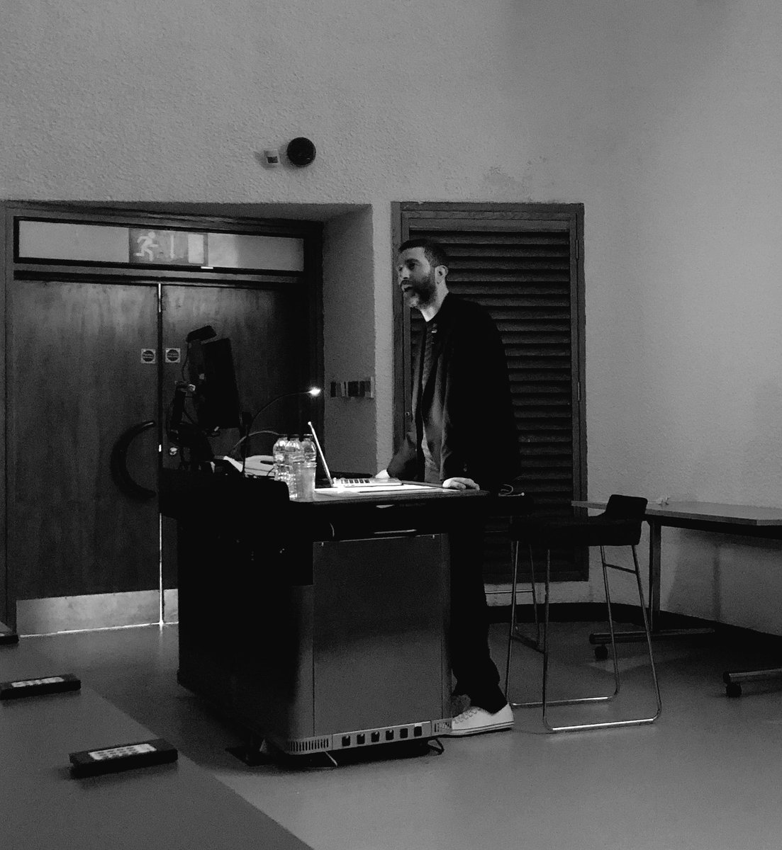 Mobile Studio tweet media