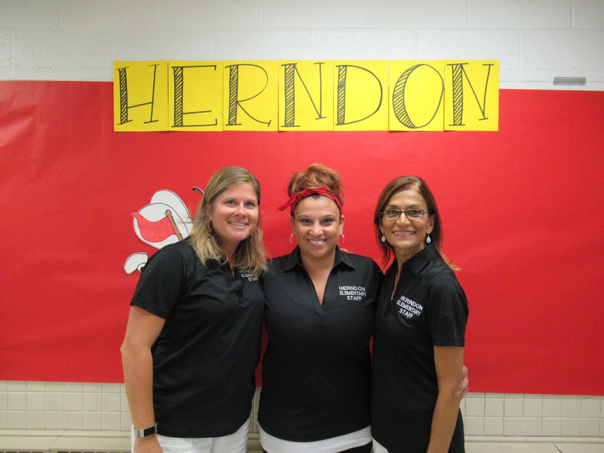 HerndonESPTA's tweet photo. Humans of @Herndon_ES 

These math mavens are marvelous! We are so lucky to have three such dedicated math resource teachers as Ms Graham, Ms Carpenter and Mme Samaha. 

#herndonespTa #mathmavens https://t.co/cexIQn0wfG