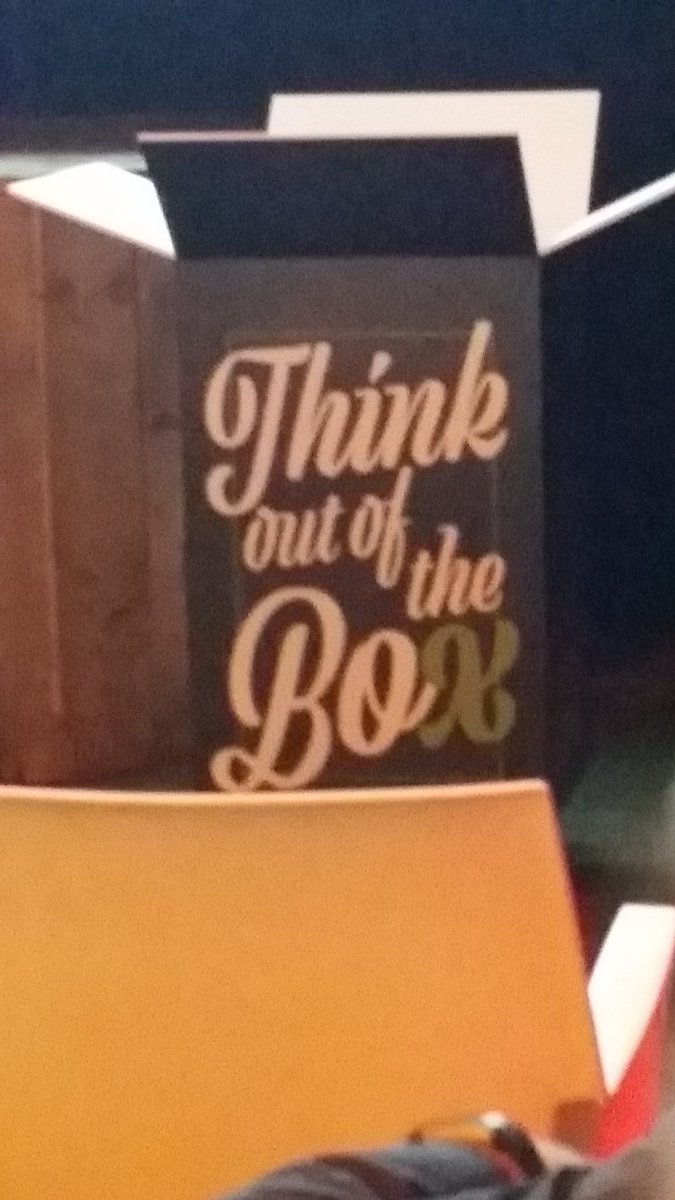 PuurVerkade's tweet photo. Namens @OostBetuwseUitd met Jeli Jordans te gast bij @WaterGoed van Joost Frijlink voor Kickoff @BOnderneemt. Aftrap evenement 'Think out of the Box' door o.a. burgemeester @Asfvanasseldonk en @Jeroenvrolijks van @RaboOostBetuwe. https://t.co/mqFhCb5Dfg
