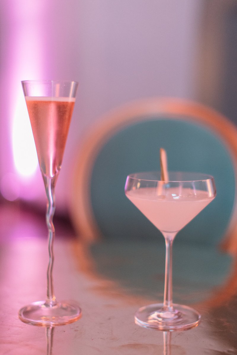 HRP_Events's tweet photo. Bring your brand to life by including your theme in all aspects of your event. @rhubarb_food created a pear flavoured cocktail for last weeks #PalacePearlsofWisdom event at #BanquetingHouse with @Pearl_and_Pear #GoodbyeDryJanuary #eventprofs #eventideas https://t.co/eu5mUTlXaL