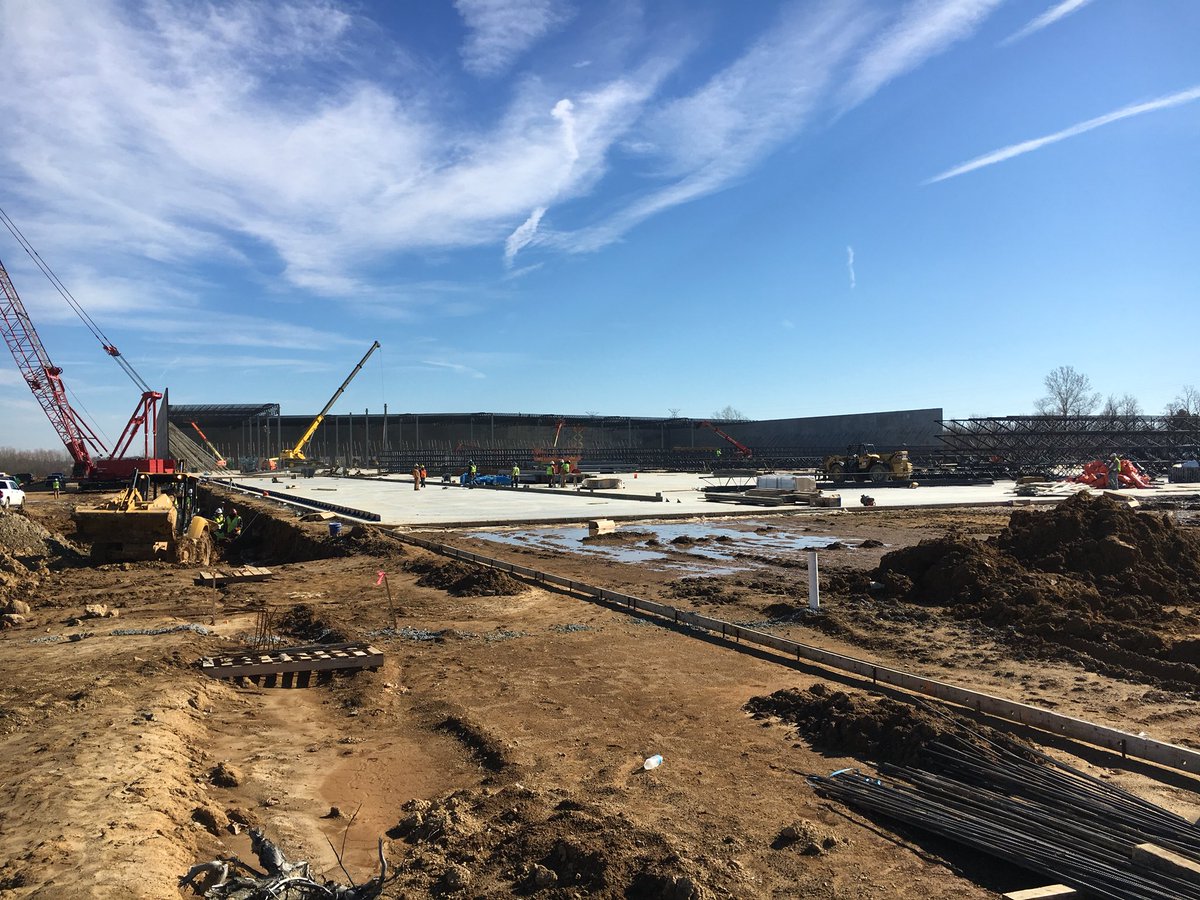 Steel and panels underway at Amazon...