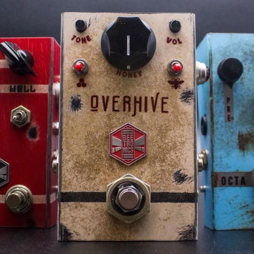 reverb's tweet image. Wondering how to get your hands on the #Beetronics #Overhive? Don't overthink it. Click here to enter, and a winner will be announced on #FreePedalFriday: goo.gl/oY1T61
