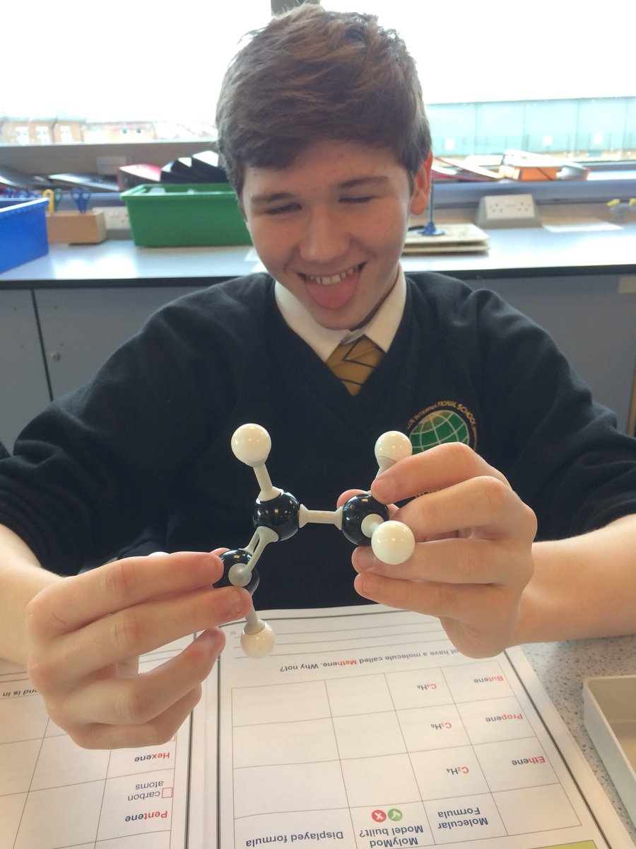 LJMUAbsChem's tweet photo. Well done y10 you - we had a great time delivering our #bondingworkshop @BGreenIntSchool #stem #alkanes #alkenes #methanebubbles #molymod #outreachworks https://t.co/TQW8h007AM