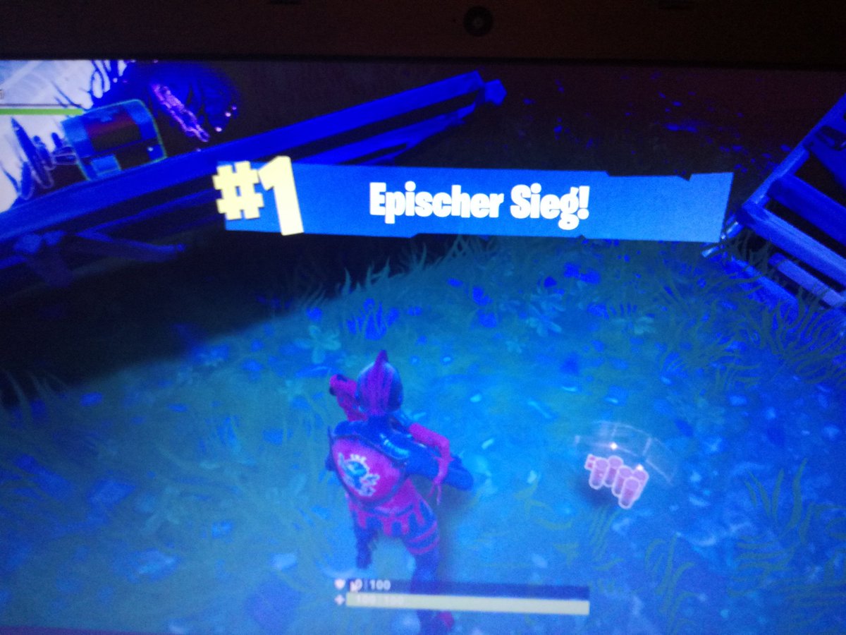 Marchollo1's tweet image. Erster @FortniteRoyaIe win