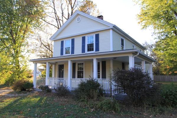 t_creg's tweet photo. There’s no catch! So don’t drop the ball on this 3BDRM, 2BATH, Colonial in Wilbraham! This home is settled on 1.1 acres, it has central air, a 2-car garage! Own it with just $100 Dollar Down Payment! Call #TCREG we'll tell you how! #realestate #westernmass
https://t.co/3DvBl7X0fl https://t.co/f3uD5yfUdZ