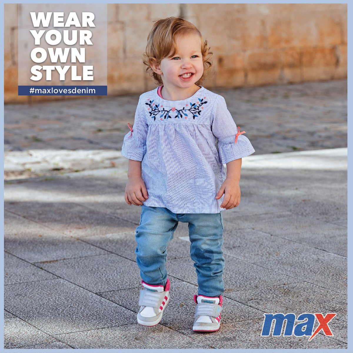 maxfashionMENA's tweet image. Playground looks ready with these adorable denim outfits! Shop in store  #wearyourownstyle #denimdaze #denim #maxfashionmena
دائماً مستعدون للعب مع أزياء الدينم الممتعة هذه!  تسوقي من المتجر