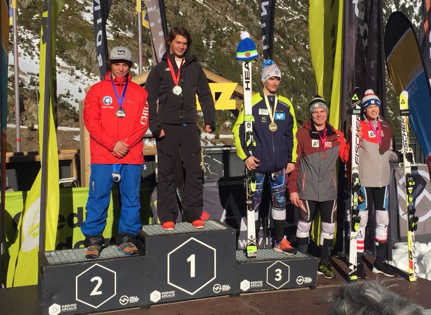 rfedinv's tweet photo. 4 podios y un top 5 en el 3r día del Trofeo #Borrufa2018 en @Vallnord. En U14: Georgina Tarragó (LMCE), 2ª en SG U14 y 2ª en combinada alpina (AC). Aniol Torres (GRANUEC), 3º en SG. En U16: Marc Vilalta (GRANUEC), 5º en SG y 3º en AC. ¡Buen trabajo! #spainsnow #futurfedi https://t.co/8WFpH1iJCd