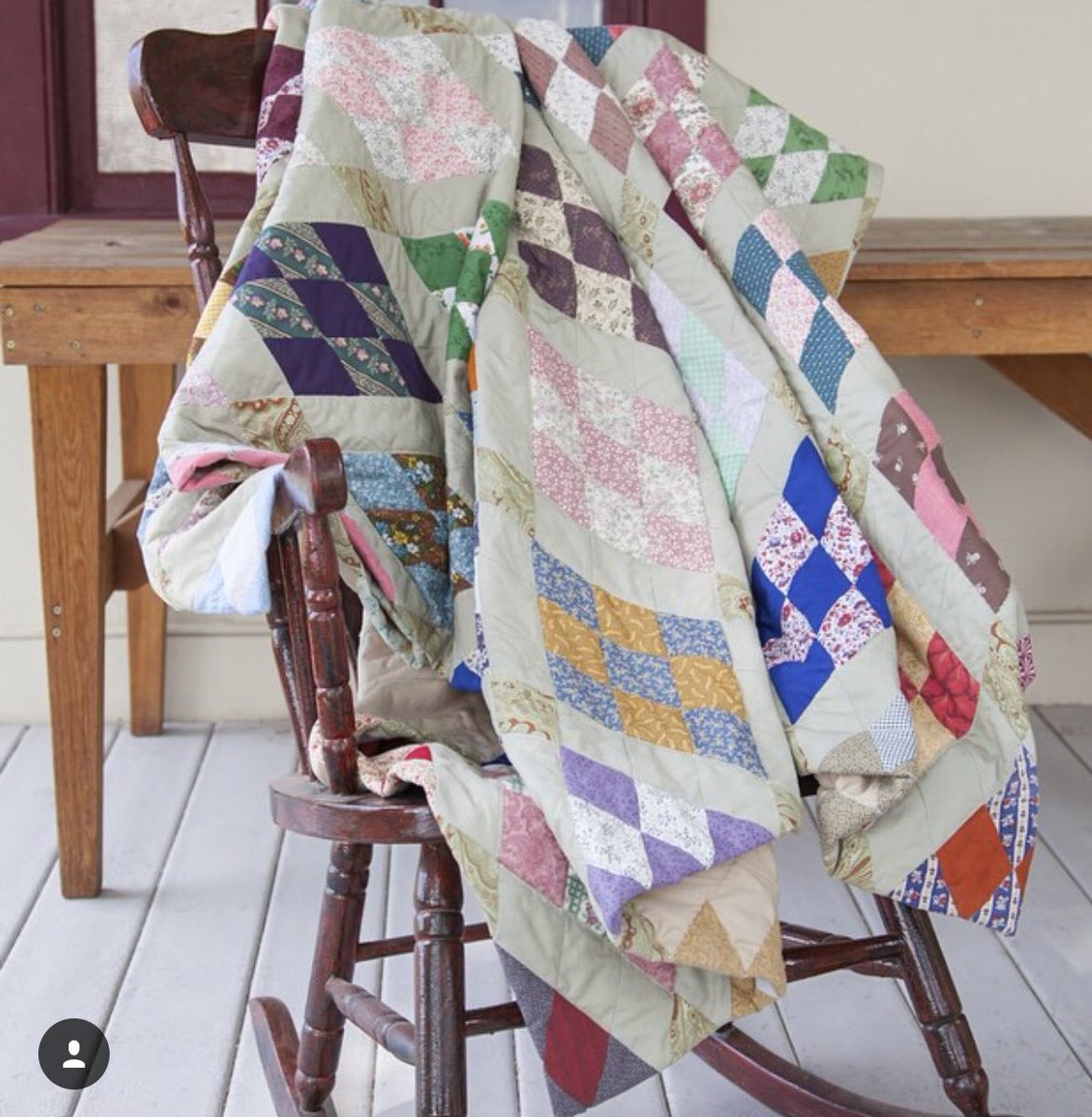 Thisistheplace1's tweet photo. "One who sleeps under a Quilt is comforted by Love" ❤️ 

Deseret Hospital and Quilt Museum. Built in Salt Lake City, Utah 1884... Replicated in 2003.
#firsthospital https://t.co/uMxarMmKhD