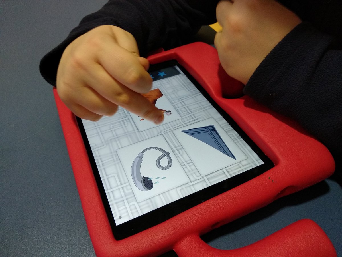 #AbaPlanet de @Apps_FLovaas es una de nuestras app indispensables para aumentar vocabulario #autism #iPad #appeducativas #FelizMiercoles ☺️