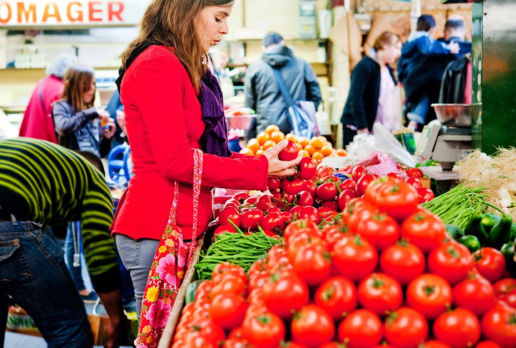 INRAE_Intl's tweet photo. #IWIM #DIDIT #Metaprogramme Diet impacts and determinants, interactions & transitions – Priorities: dietary practises & evolutions ; relations & links between dietary practises, health, sustainability; transitions; public and private policies https://t.co/bV2CzDXhcz #Food https://t.co/yhGNNbs9wg