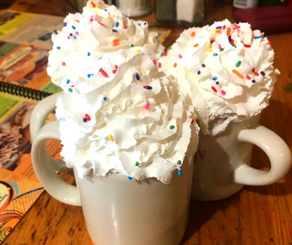 SqueezeIn's tweet photo. #SqueezeIn is here to help you #celebrate National Hot Chocolate Day! We've #WhippedUp the best #ClassicCocoa around! Stop in and snag one today!!😋 https://t.co/lcASZBZz3A