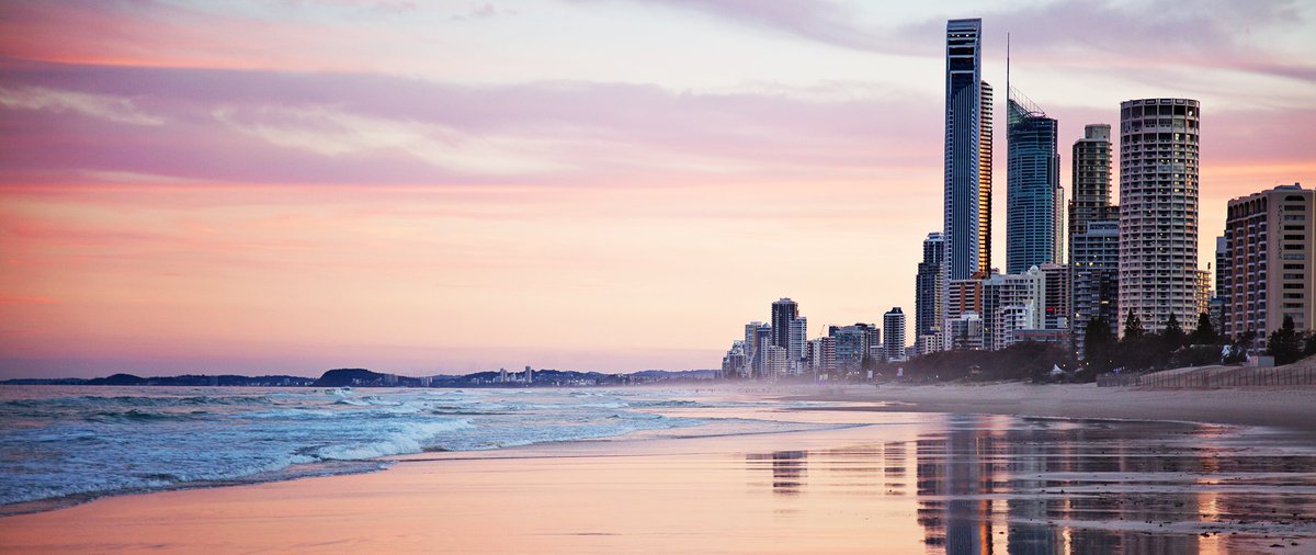 AndreaFeczko's tweet photo. Check out @nomadicmatt's travel guide for some tips on how to stay in Australia on a budget while enjoying their infamous wine! https://t.co/VVejrIg13N #AustraliaDay https://t.co/cztODbk1QM