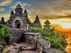 TuristiGuru's tweet photo. Достопримечательности Бали: обзор интересных мест на острове

https://t.co/6adxm6XlR9

#бали #островбали #достопримечательностибали #отдыхнабали #храмыбали #пляжибали #фотобали #туристыгуру https://t.co/iTDWkw8U3H