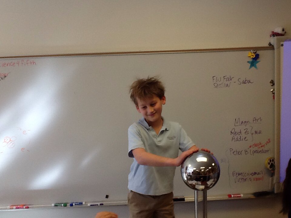 billups_class's tweet photo. #shocking #trinitylearns CB @science4fifth https://t.co/uXXhWoGw25