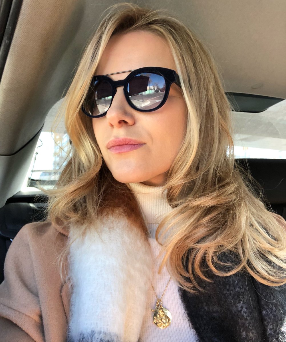 marialeonstyle's tweet photo. #Winter #style #MariaLeonStyle in #Madrid #ModaEspañola #MadeinSpain #SpainandStyle 🐞❤️🇪🇸 https://t.co/zYlTOmVLw2