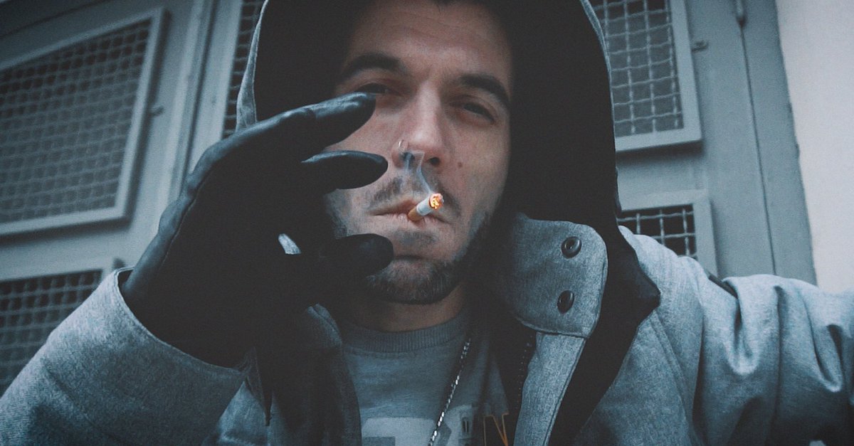 Este domingo nuevo videoclip a las 17H00 en mi canal de YouTube.com/sbrvoficial
Estad atentos!!!
#LlamaloX #LaSerpienteDeLaCesta #Rap #RapEspañol #HipHop #HipHopEspañol #naprecords