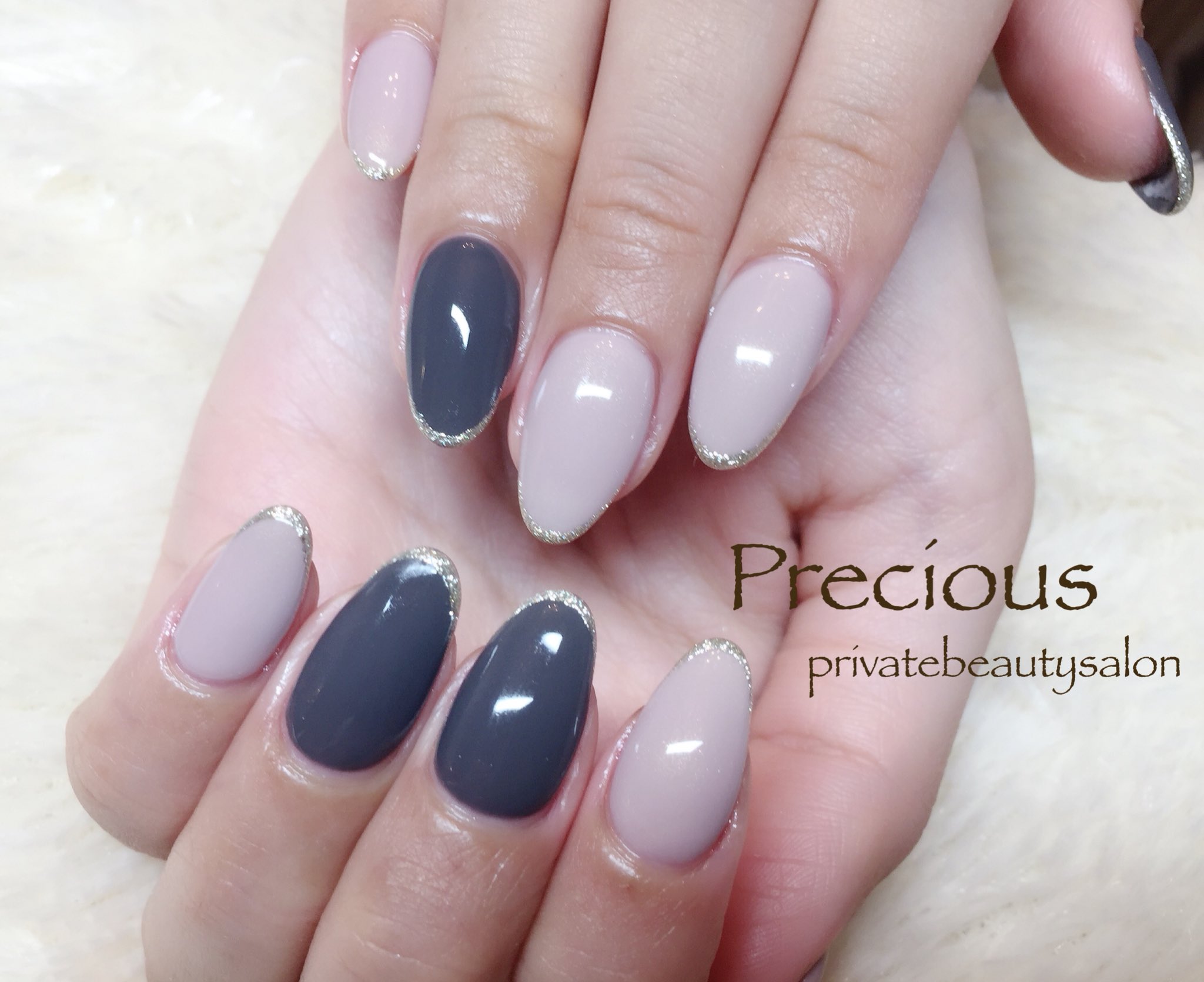 Precious 先端フレンチラインで シンプルなワンカラーも 上品ネイルに ファッションにも合わせ やすい 万能デザイン Precious 048 915 55 Precious 18冬ネイル 2月ネイル Winternail 越谷ネイル 新越谷ネイルサロン シンプルネイル