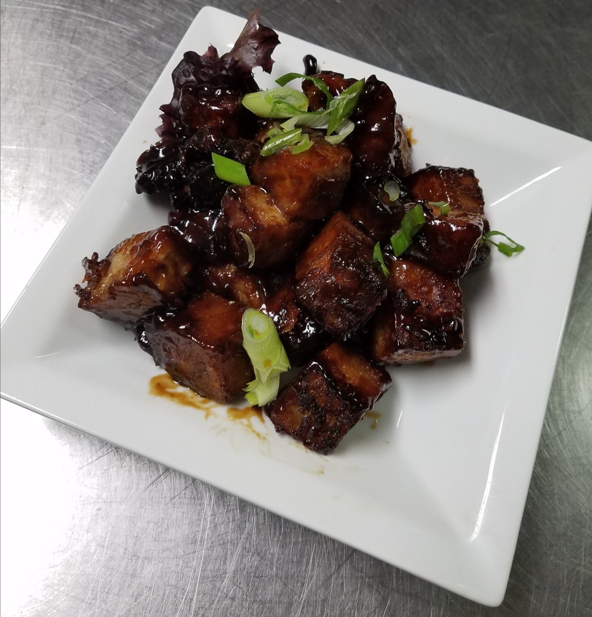 Isabelles_FL's tweet photo. #SuperBowl52 come get some burgers, wings, calamari, pork belly bites and have some beers! #jaialai would be a good one :D 
#pinellas #centralflorida #gulfport #football #barfood https://t.co/v4byeweVFO