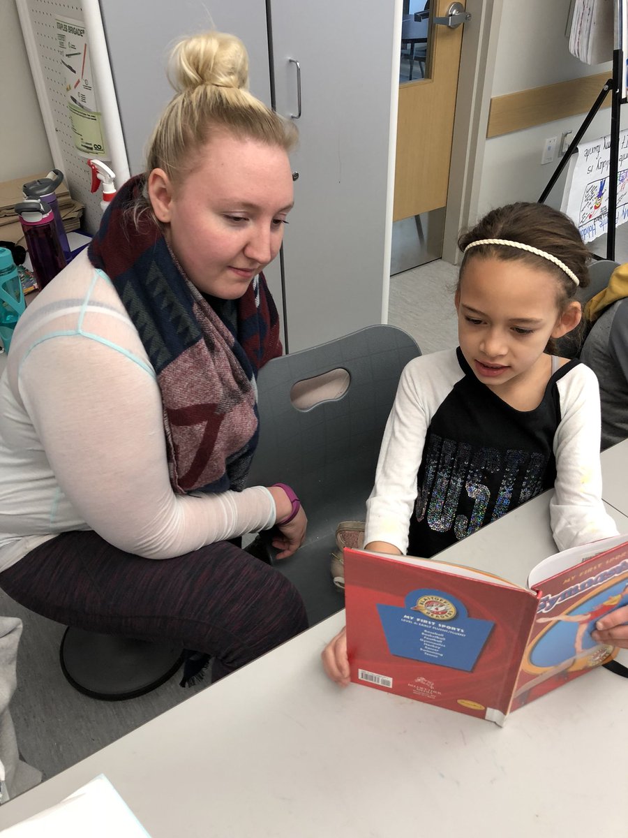 dewitt_jillian's tweet photo. Thanks for coming back to visit and learn with us today @robyn_dyck  @MissBrooke256 The leaders &amp; I were thrilled to have you! @Connaughtcomets https://t.co/qZj5bLEEgd