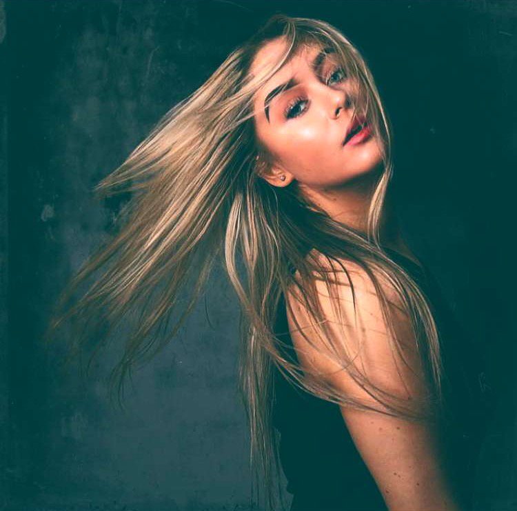 misstailasimons's tweet photo. #model #life #liverpool #fashion #photoshoot #trending #girl #london #doyou #scouting #Modeling https://t.co/QpNaWcdzYQ