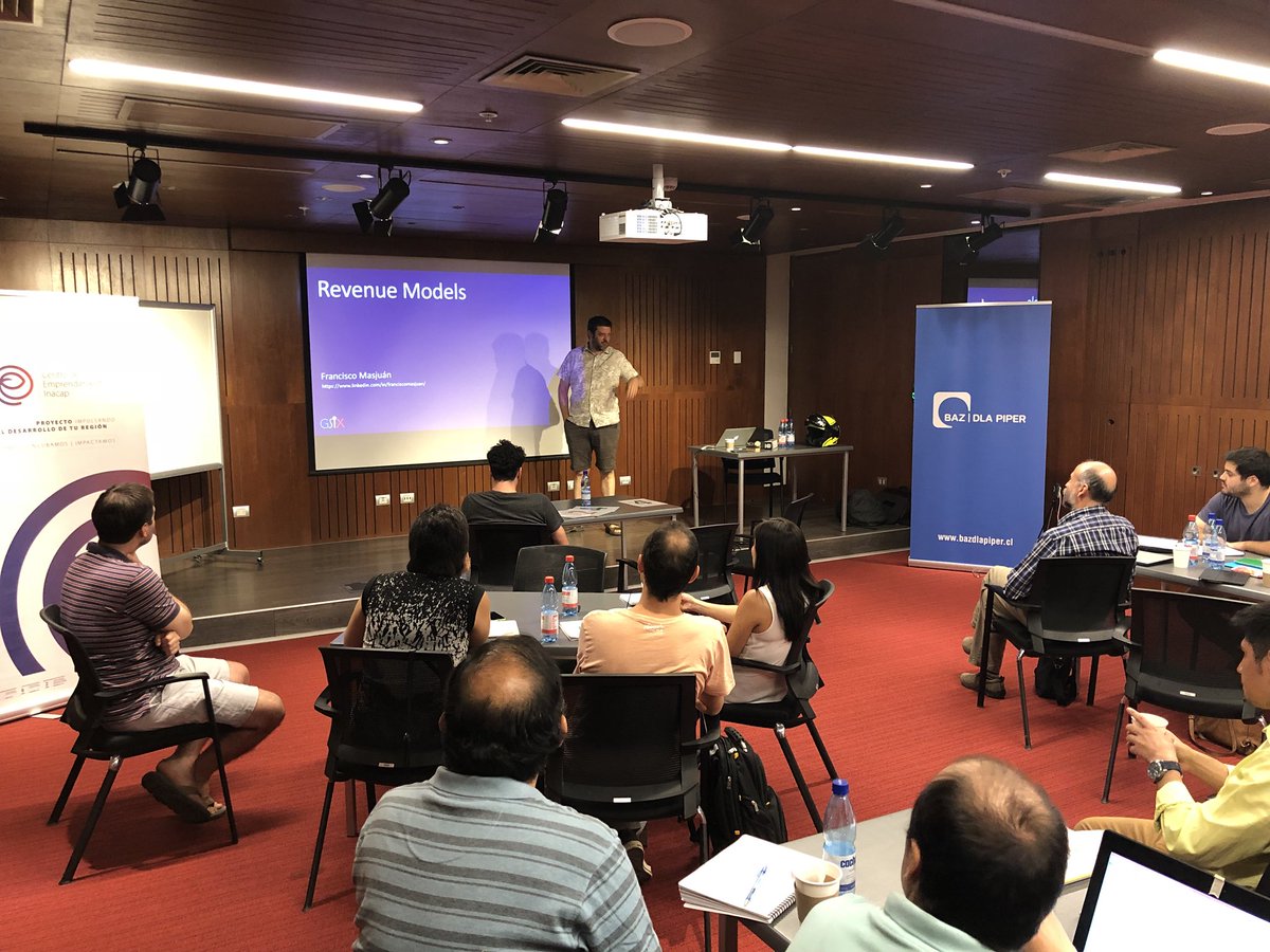 La segunda tanda de talleres de hoy comienza con <a href="/fmasjuan/">Francisco D. Masjuan</a>, contándonos sobre cómo encontró él un modelo de ingreso para su último proyecto.