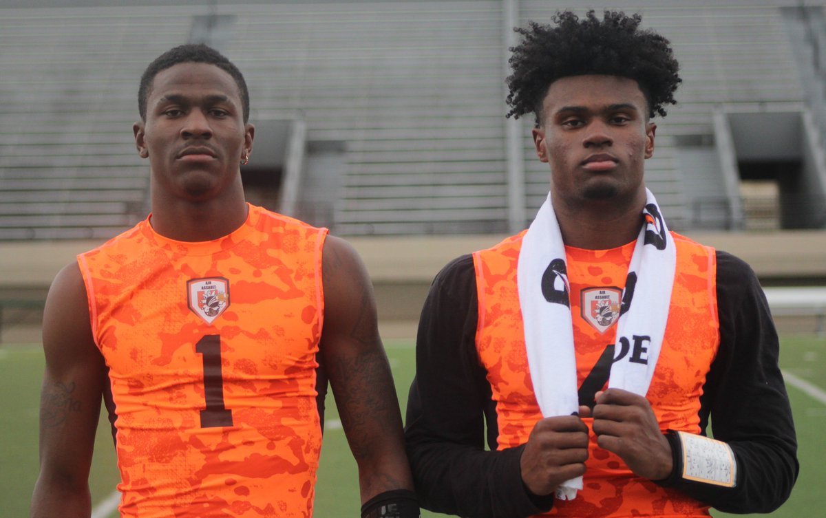 EJHollandOn3's tweet photo. FREE: Here is my MEGA regional 7v7 preview, which also includes team power rankings 👀👀👀. https://t.co/aS1W9felmZ https://t.co/mLenmX1dgp