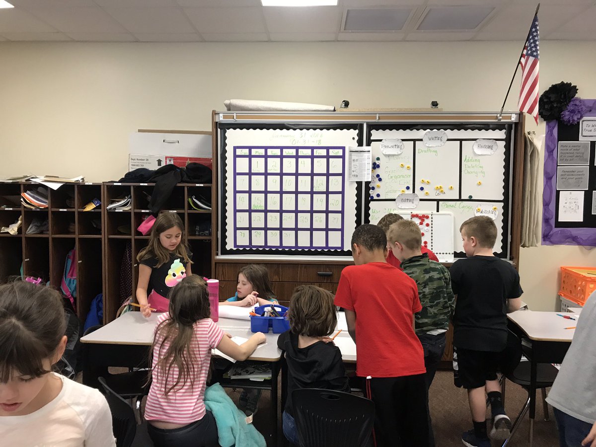 catkoonce's tweet photo. Great activity😊 Give one take one# emsproud #wearewces https://t.co/CAaokQWxw3