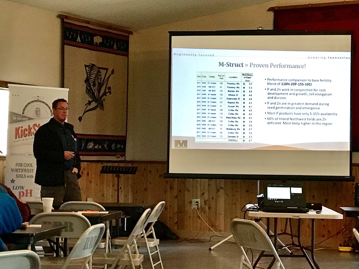 TMC_Cat's tweet photo. Account manager @themcgregorco James Harri of Adam, OR branch kicks it all off today with a great talk at Pendleton on FERTILITY & DRIFT REDUCTION #MStruct #Conform https://t.co/sh8whZvJW6