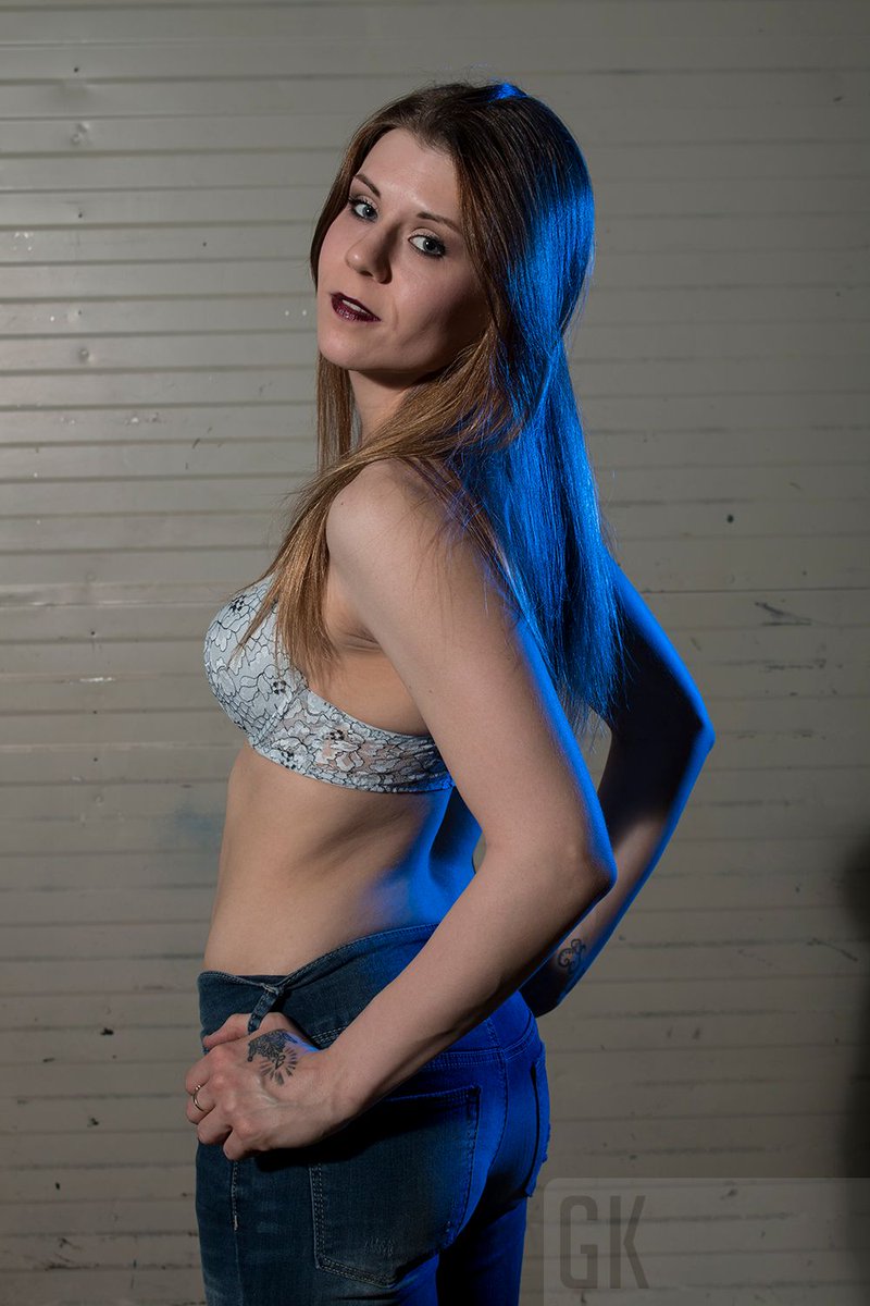 GingerKidStudio's tweet photo. Thanks to the awesome Charlotte Austin for being the model for this shoot!

#photography #photooftheday #medhat #medicinehat #photographer #local #boudoirphotography #boudoir #photos #portraits #pics https://t.co/SKNWAiJnJe