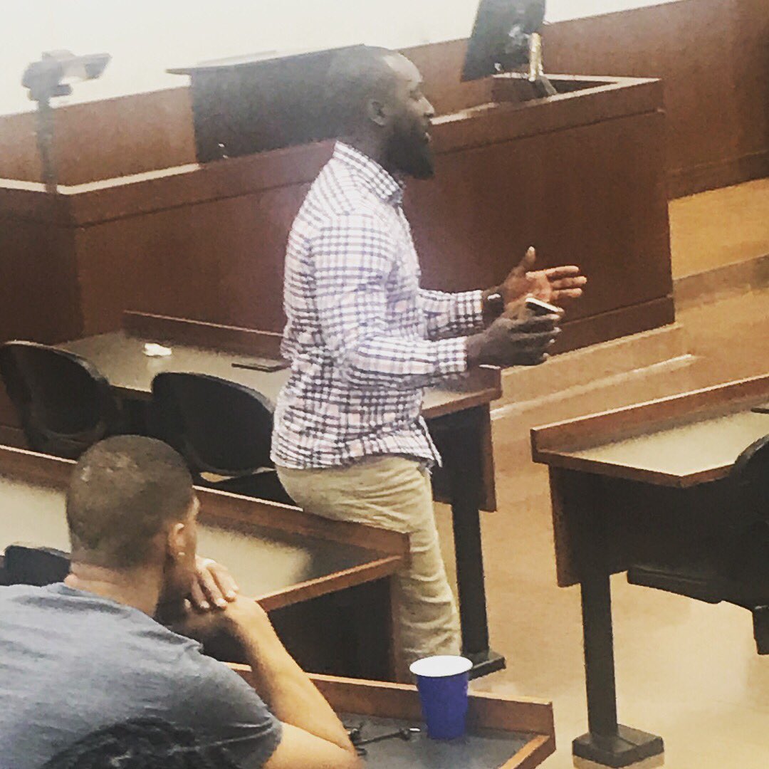 TMLS_UT's tweet photo. Thank you to everyone who attended our first general body meeting of the spring semester #swblsa #nblsa #tmls #utlaw #texaslaw #blacklawyers https://t.co/6uUz60Zv0L