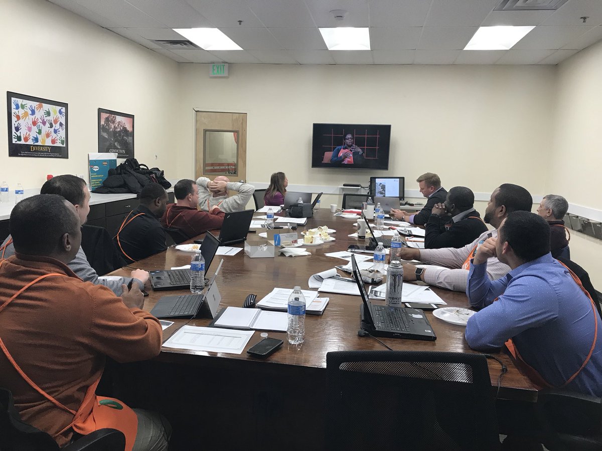 JodyTHD (@jodythd) on Twitter photo D242 Leaders Edge! #1 district in Chicago! #THDLeadersEdge <a href="/sbyrnethd/">Seema</a> D242 Leaders Edge! #1 district in Chicago! #THDLeadersEdge <a href="/sbyrnethd/">Seema</a>