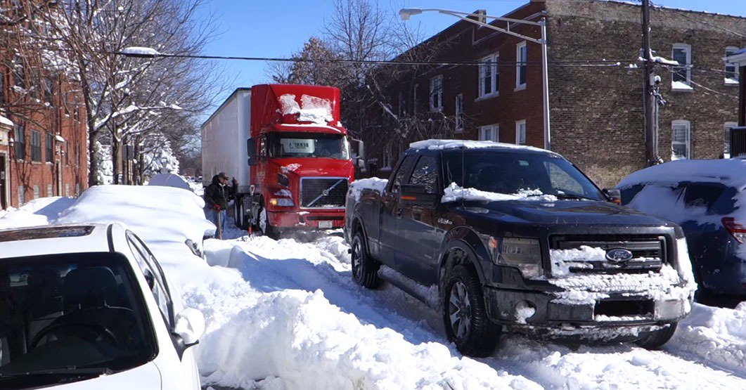 DigsAutoFinance's tweet photo. Last week after our major snow storms we heard a lot of neighbor's saying, "Thank you to the truck that pulled my car out from being stuck in the snow bank." Read more @ https://t.co/QiTFNMjwkv 

We finance EVERYONE https://t.co/Gl0cHvYnO0 https://t.co/Uw16jJRwDY