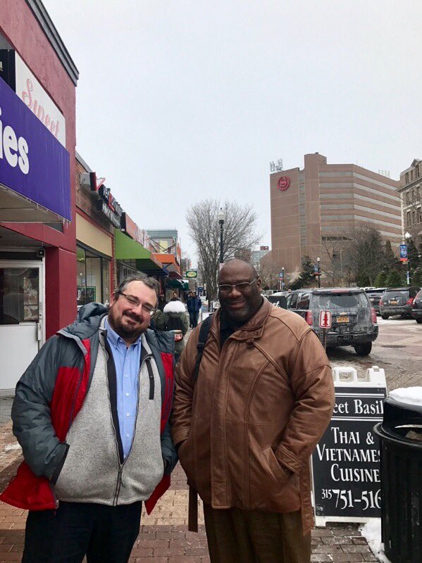 TGIWiFiGuy's tweet image. Visiting the "Bad-Man" @SyracuseU with @buscemia. Thanks @wirednot for the hospitality. Good to see @VentevInfra antennas being used at the university. #ShowMeYourVentev #OrangeFi #ItsReallyCold