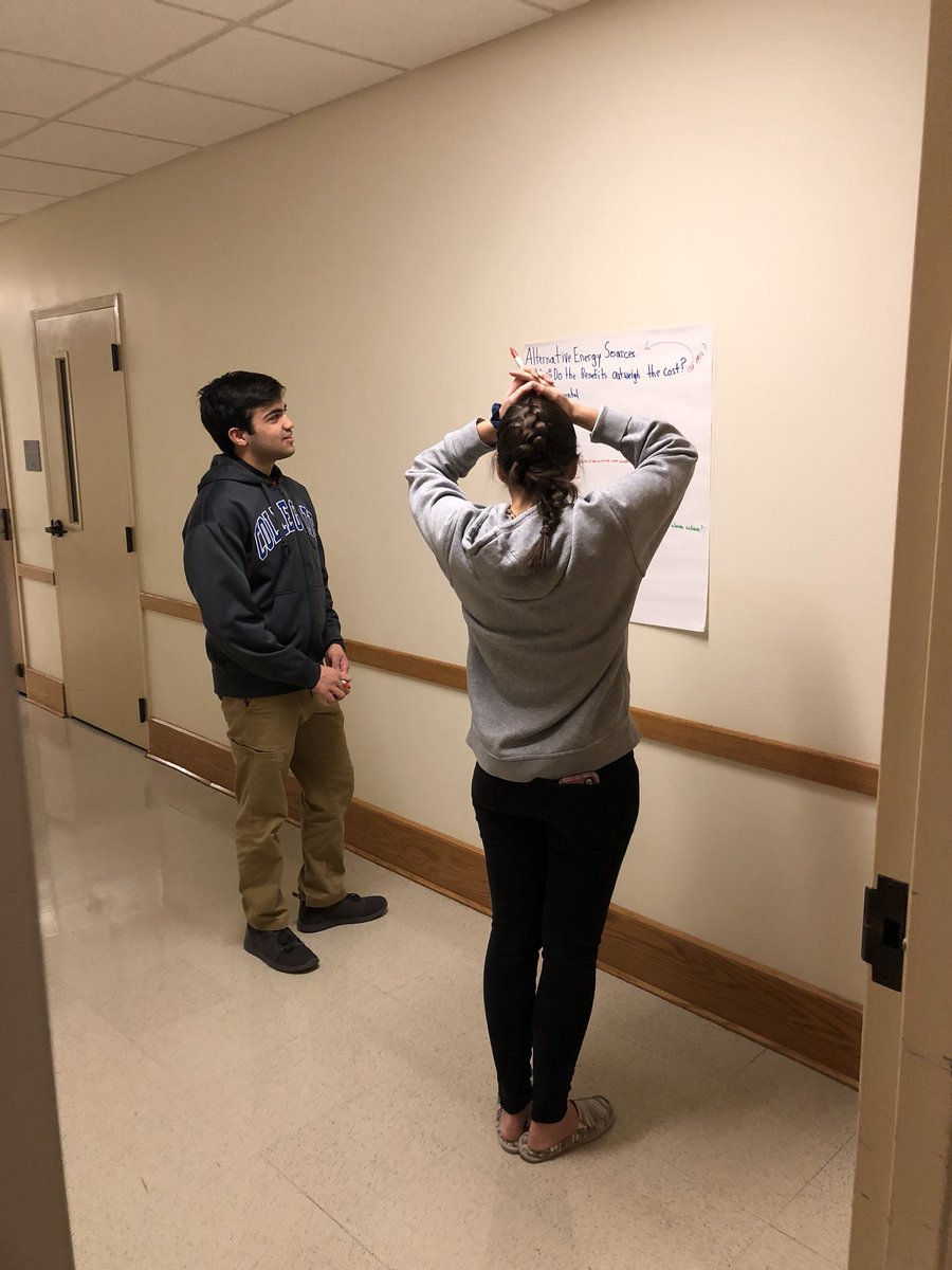 mrsrobbtweets's tweet photo. #ncsapsem is thinking about energy, the environment, brain trauma, wage gap and other deeply engaging topics! https://t.co/HGFum5oRWl